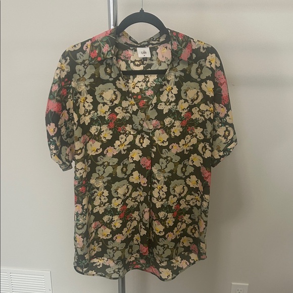 CAbi Tops - Cabi Replay Top Flower Toss Print